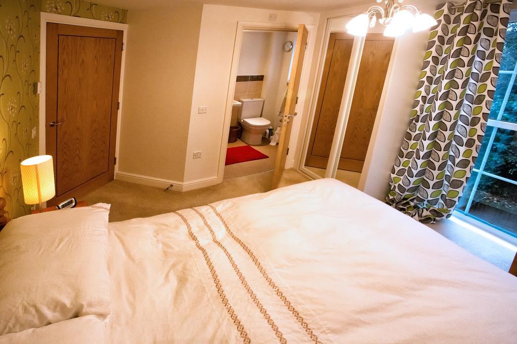 Salisbury 2-Bed Luxury Apartment Habitación foto